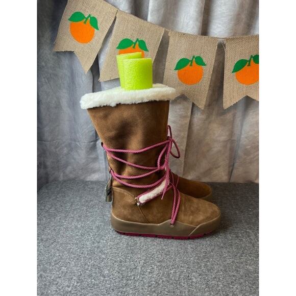 Baretraps DANNEY Women's Boots Saddle Suede Size 10M - Picture 1 of 9